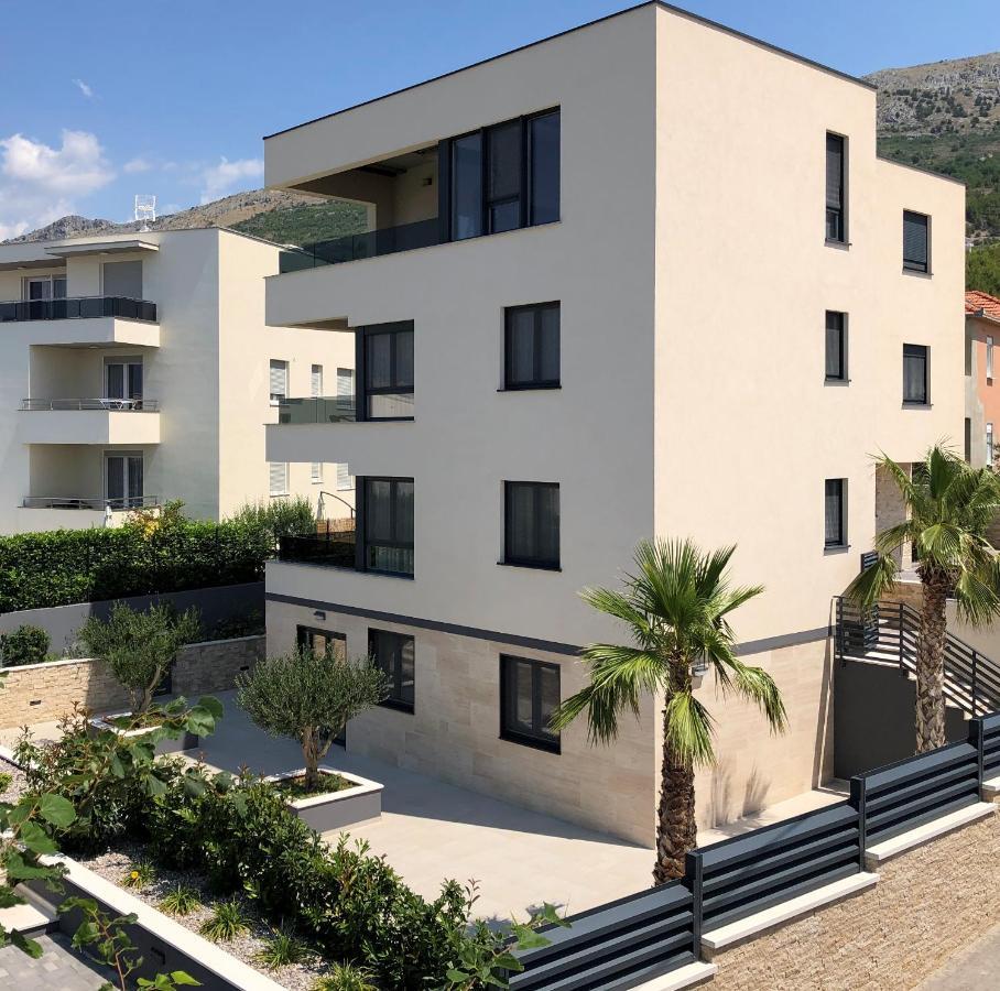 Apartments Villa 19 Podstrana Esterno foto